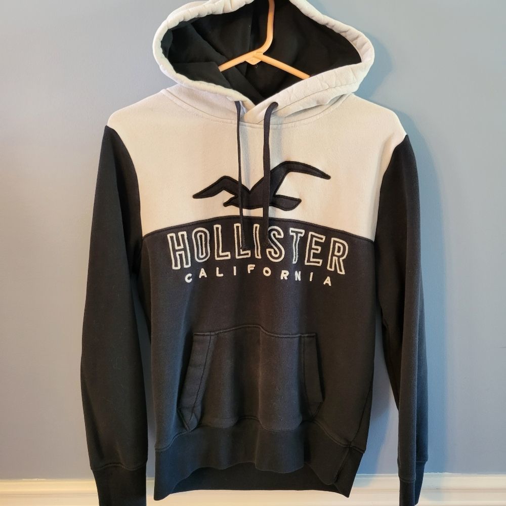 Hollister navy and white hoodie - Picture 1 of 7